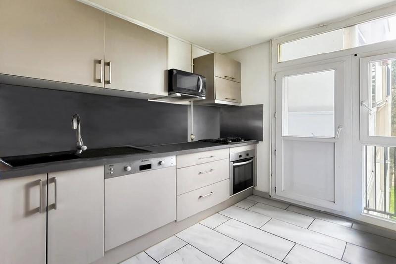 Appartement - 86 m² - 5 pièces