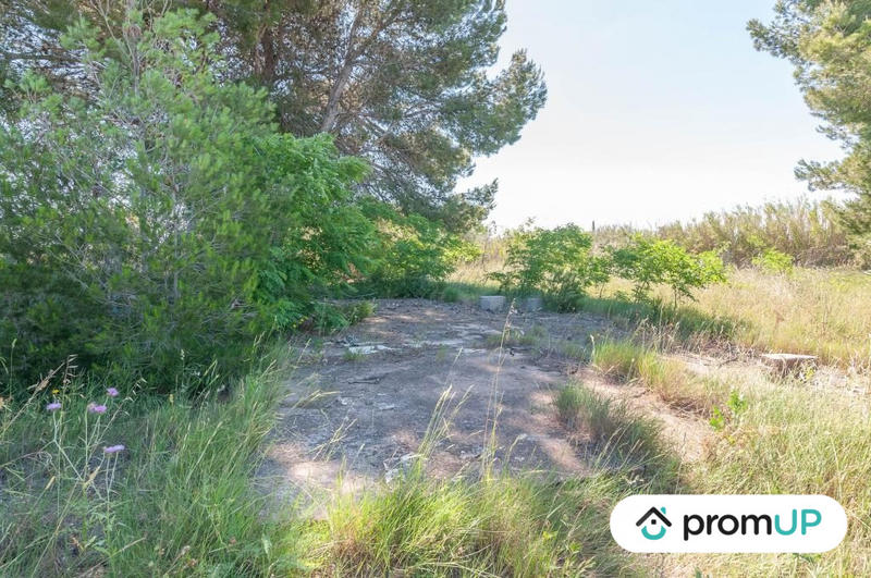 Terrain de loisirs - 569 m²