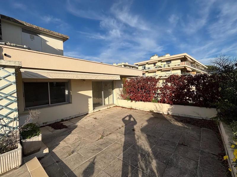 Appartement - 144 m² - 4 pièces