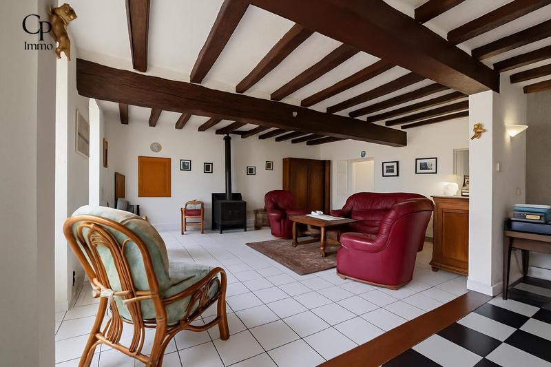 Maison traditionnelle - 170 m² - 6 pièces