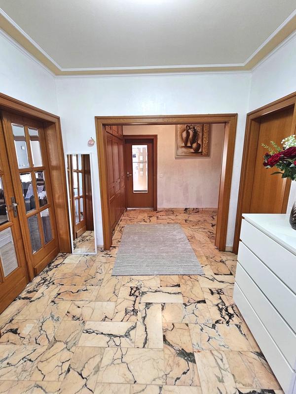 Maison - 166 m² - 8 pièces