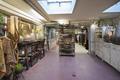 Local commercial - 316 m² - 8 pièces