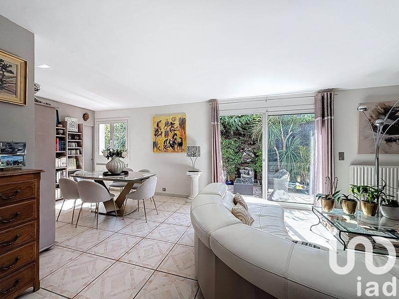 Maison - 163 m² - 6 pièces