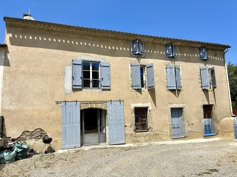 Maison en pierre - 216 m² - 8 pièces