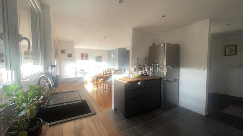 Appartement - 97 m² - 4 pièces