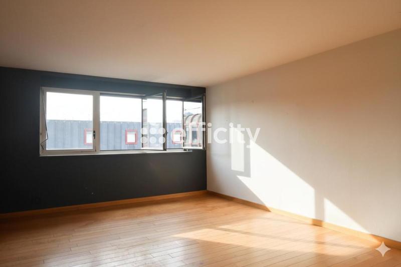 Appartement - 100 m² - 4 pièces