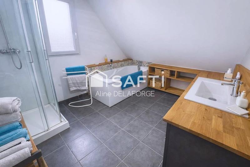 Maison - 140 m² - 5 pièces