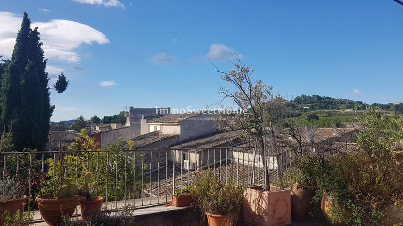 Mas - 338 m² - 14 pièces