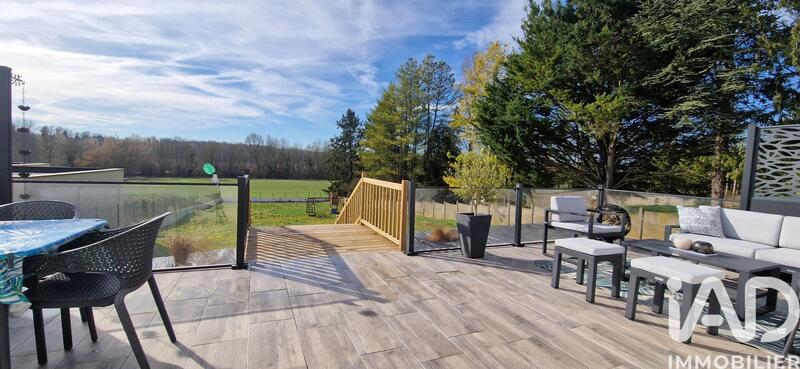 Maison - 130 m² - 5 pièces