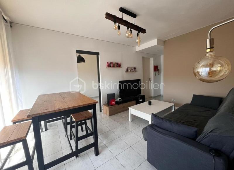 Appartement - 60 m² - 4 pièces