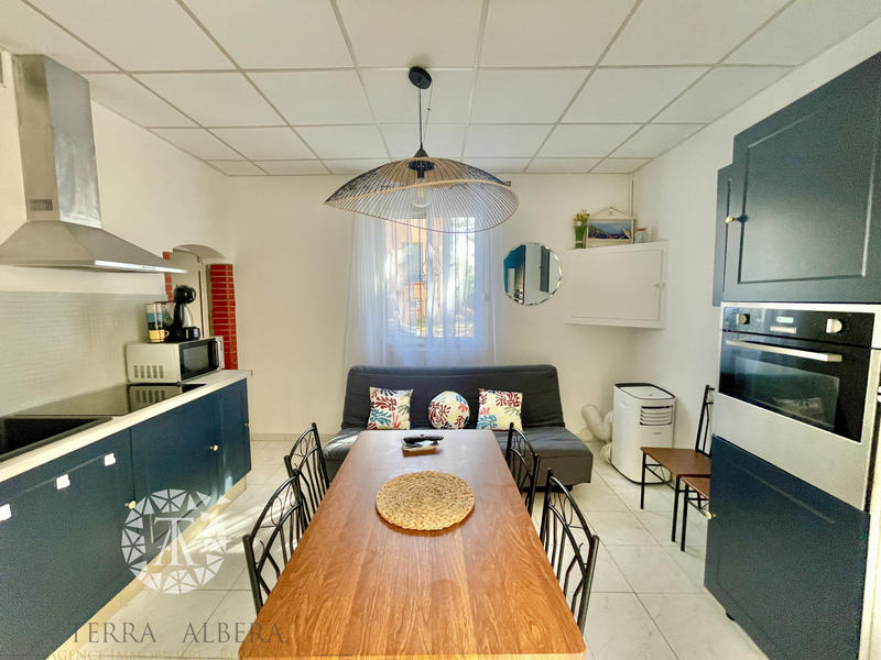 Villa - 120 m² - 8 pièces