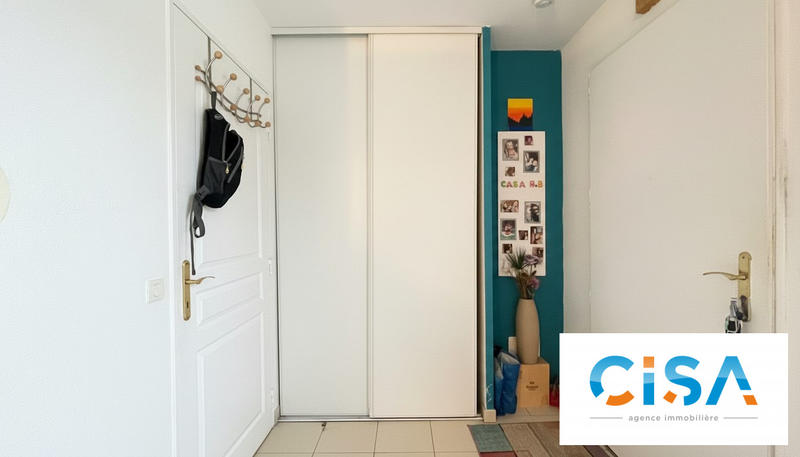 Appartement - 64 m² - 5 pièces