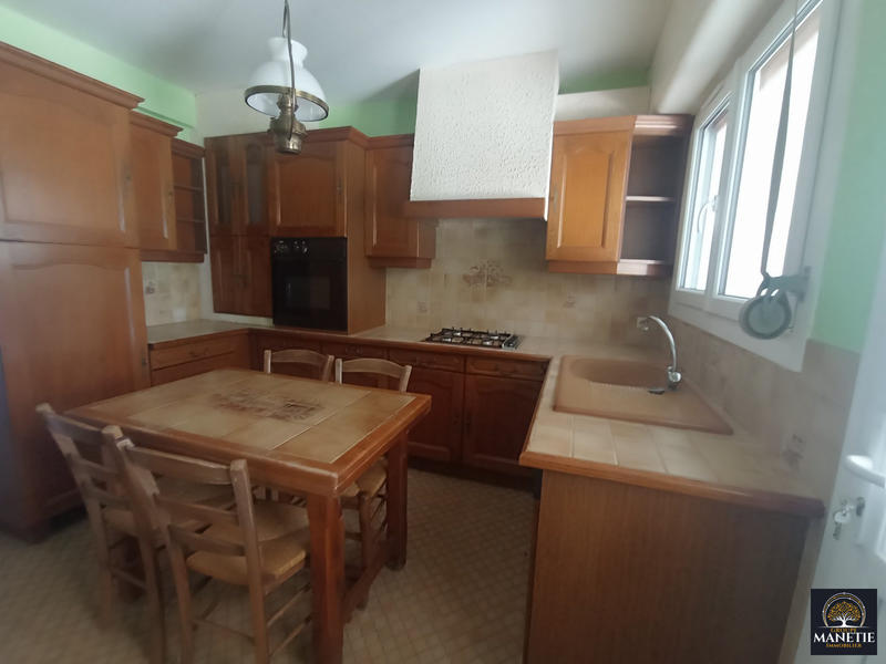 Maison - 92 m² - 5 pièces