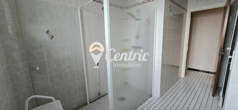 Maison - 99 m² - 3 pièces