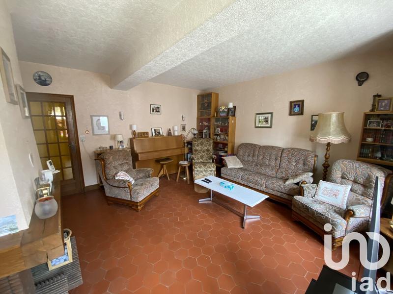 Maison - 212 m² - 8 pièces