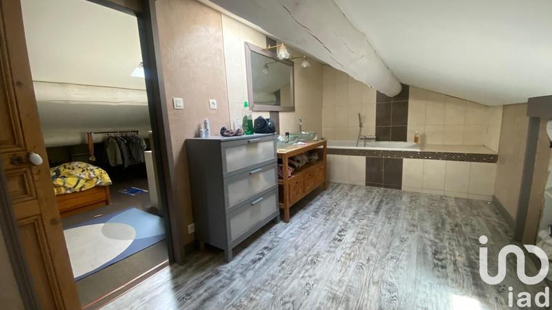 Maison - 180 m² - 9 pièces