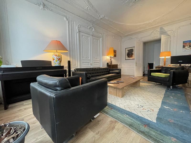 Appartement - 147 m² - 5 pièces