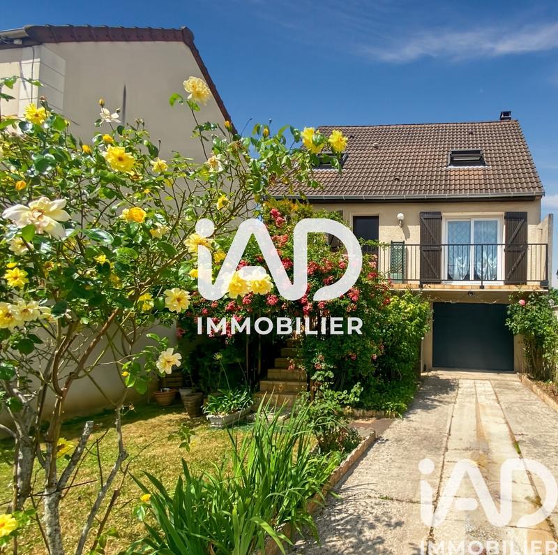 Maison - 96 m² - 6 pièces