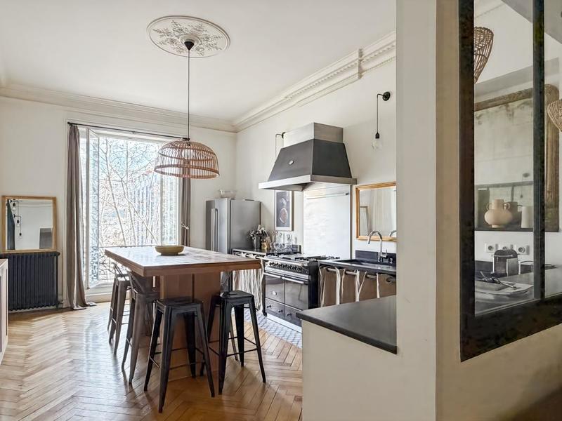 Appartement - 145 m² - 4 pièces