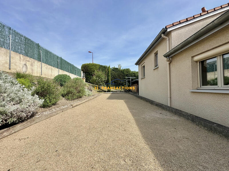 Maison - 103 m² - 5 pièces