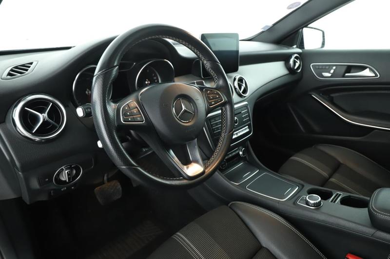 Mercedes Gla 200 Sensation 7g-Dct 156 ch