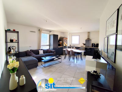 Appartement - 65 m² - 3 pièces