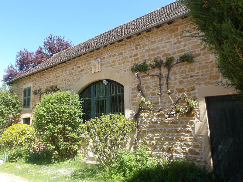 Maison - 215 m² - 9 pièces