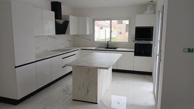 Maison - 151 m² - 6 pièces