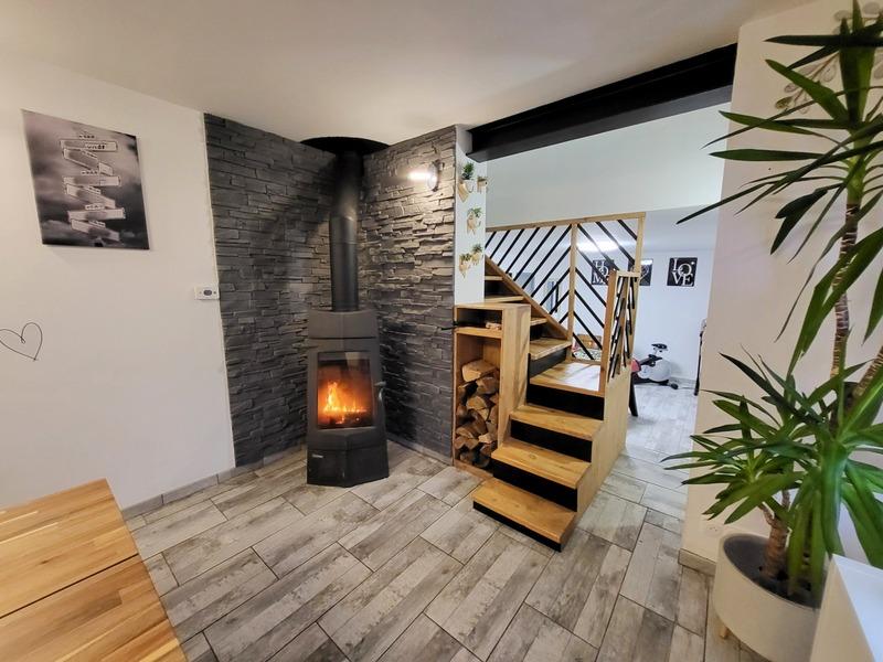 Maison - 330 m² - 15 pièces