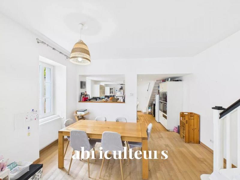 Maison de ville - 135 m² - 4 pièces