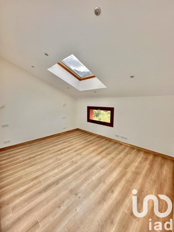 Maison - 123 m² - 6 pièces