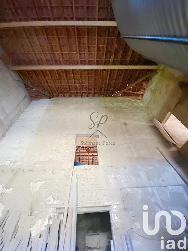 Maison - 415 m² - 15 pièces