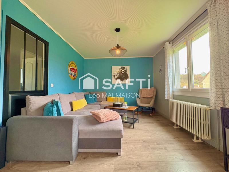 Maison - 90 m² - 5 pièces