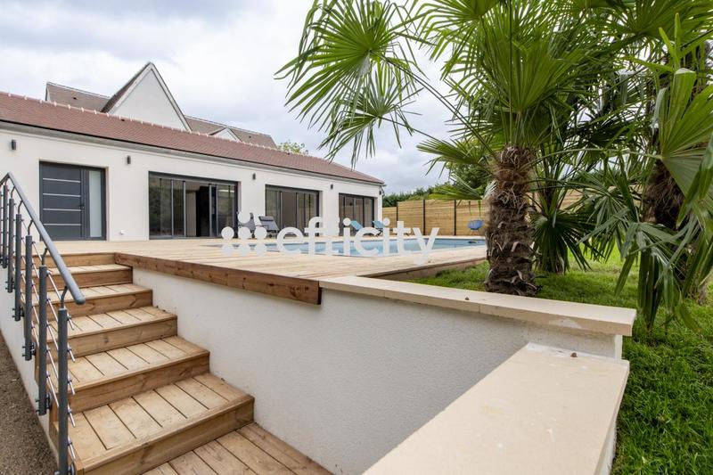 Maison - 330 m² - 9 pièces