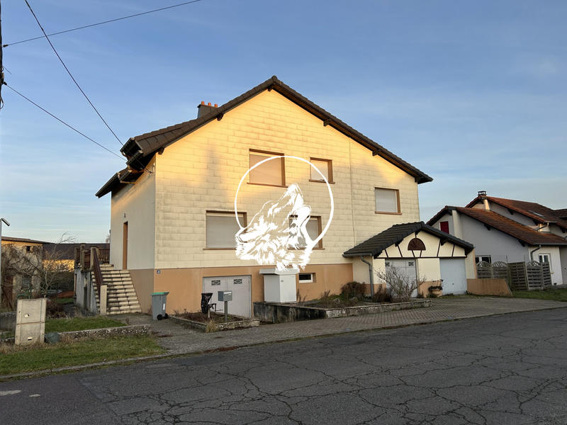 Maison - 183 m² - 8 pièces