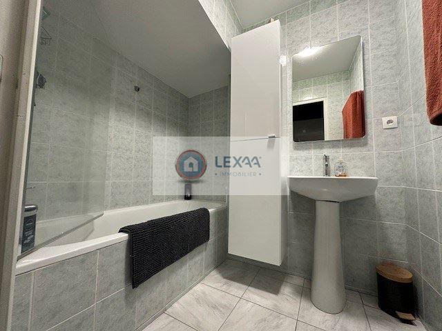 Maison - 104 m² - 3 pièces