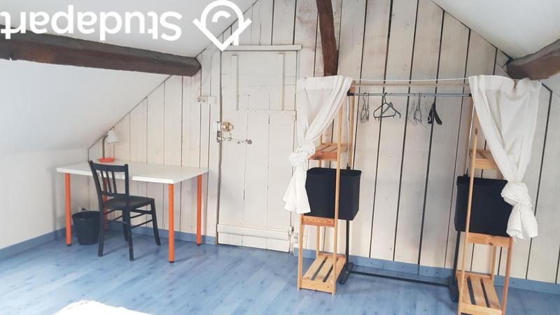 Chambre - 12 m² - 1 pièce