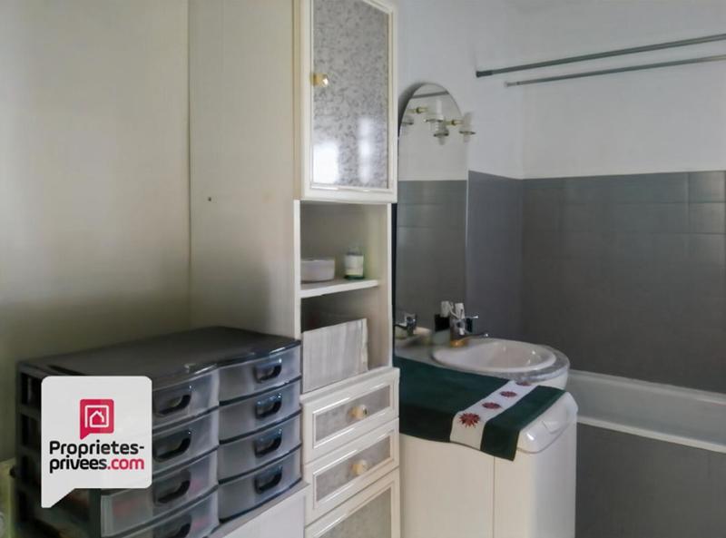 Appartement - 80 m² - 4 pièces