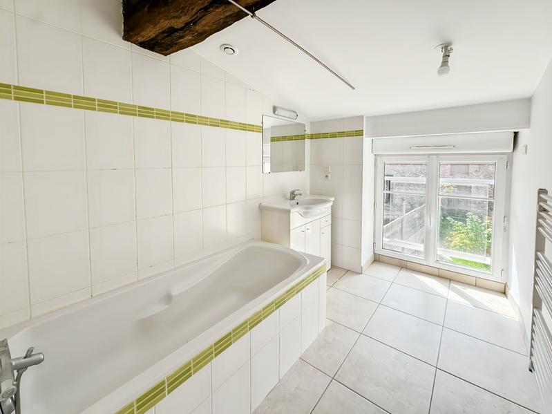 Maison - 136 m² - 4 pièces