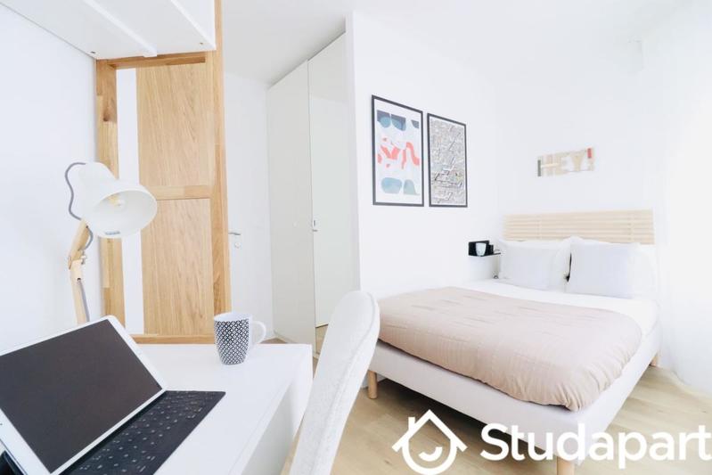 Chambre - 10 m² - 1 pièce