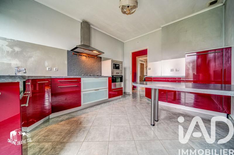 Maison - 97 m² - 5 pièces