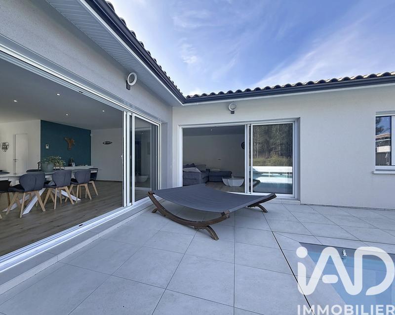 Maison - 163 m² - 6 pièces