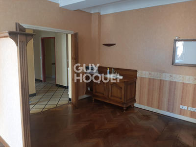 Immeuble - 220 m² - 9 pièces