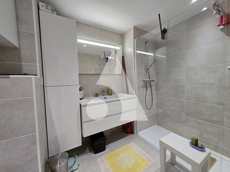 Appartement - 71 m² - 3 pièces