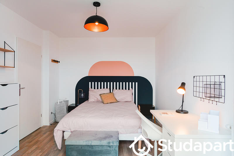 Chambre - 10 m² - 1 pièce