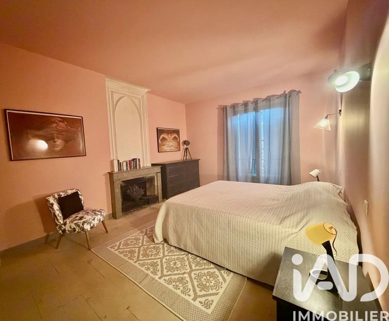 Maison - 217 m² - 7 pièces