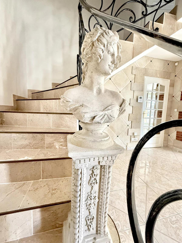 Villa - 230 m² - 7 pièces