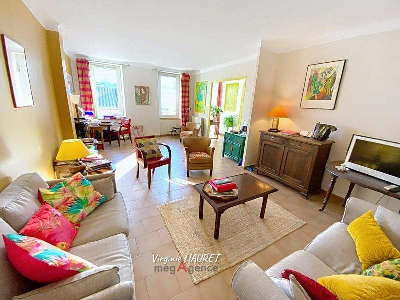 Appartement - 143 m² - 5 pièces