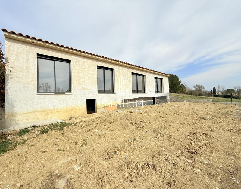 Villa - 140 m² - 6 pièces