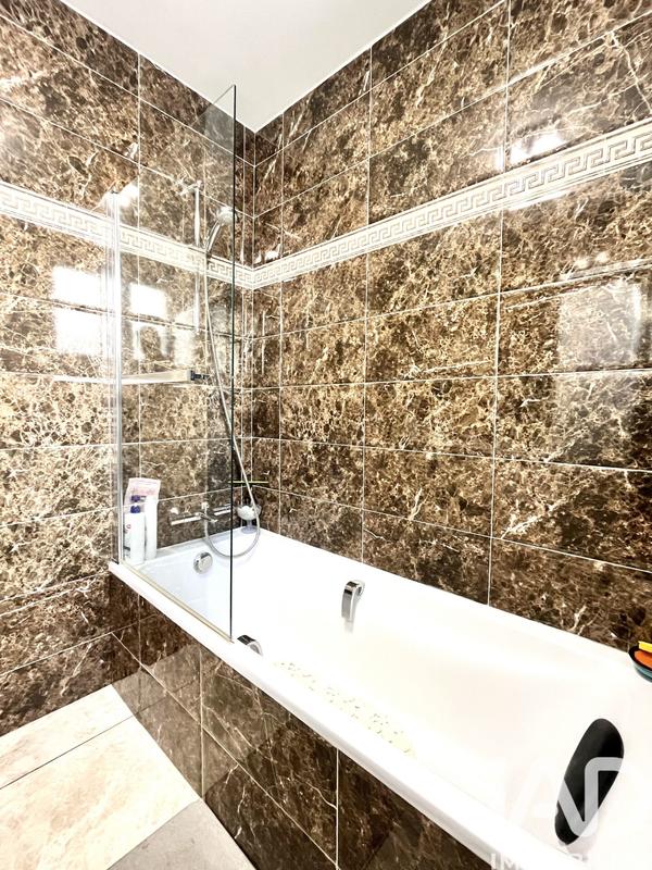 Maison - 190 m² - 6 pièces